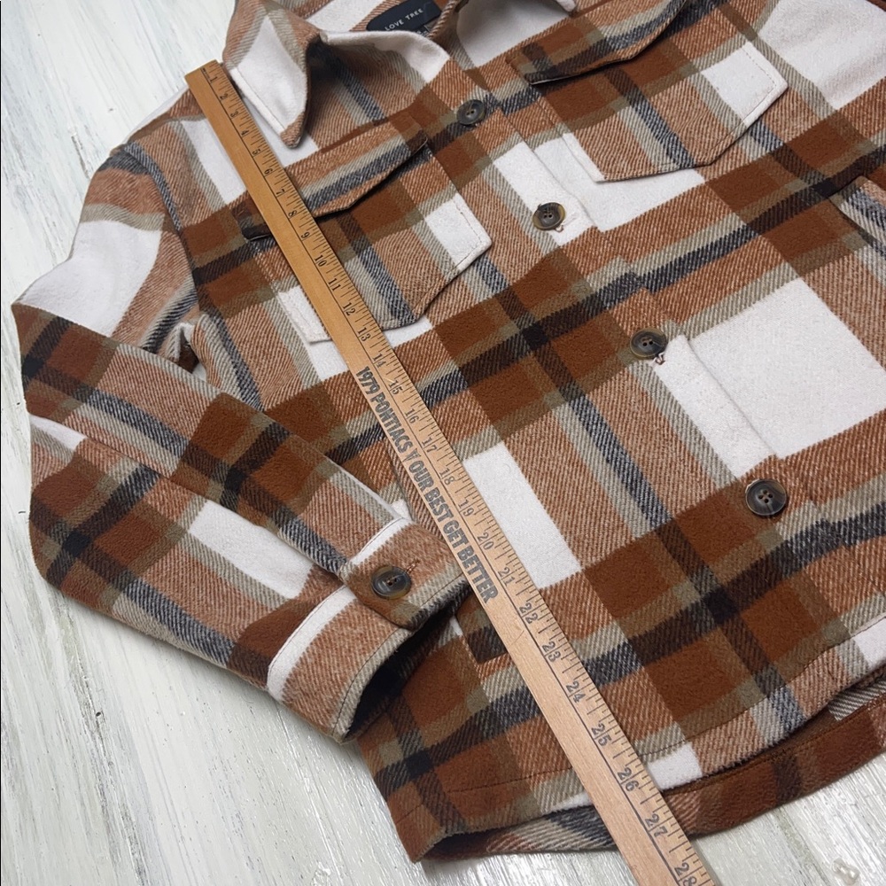 Love Tree Plaid Brown and White Button Up Shacket Sz S - Picture 7 of 12